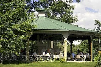 Thunderhart Golf Course At Sunny Hill Hotel